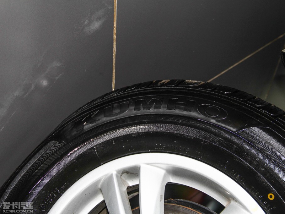 2013(jng)ʥ_(d) 1.8T Ԅ(dng)(q)촰