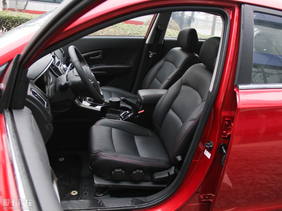 2015��ʥ�_�� 1.5T �քӺ��A�� ����