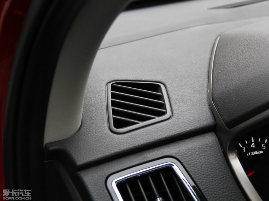 2015��ʥ�_�� 1.5T �քӺ��A�� ����