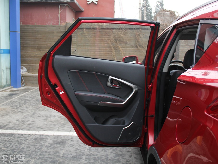 2015��ʥ�_�� 1.5T �քӺ��A�� ����