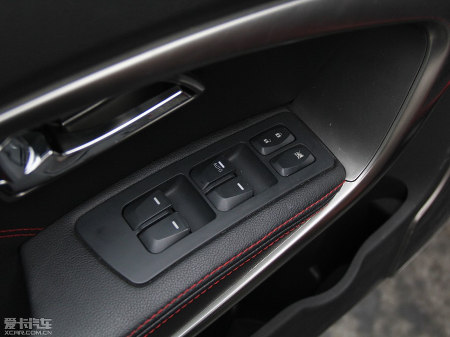 2015��ʥ�_(d��)�� 1.5T �քӺ��A�� ����