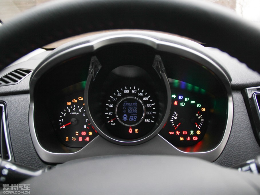 2015��ʥ�_�� 1.5T �քӺ��A�� ����