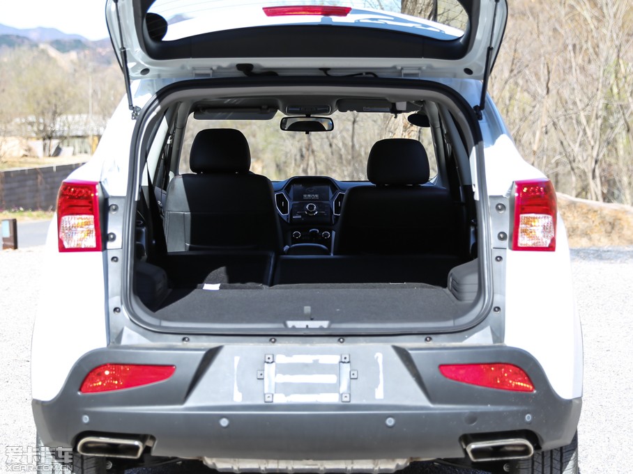 2015��ʥ�_�� 1.5T �քӺ��A�� ����