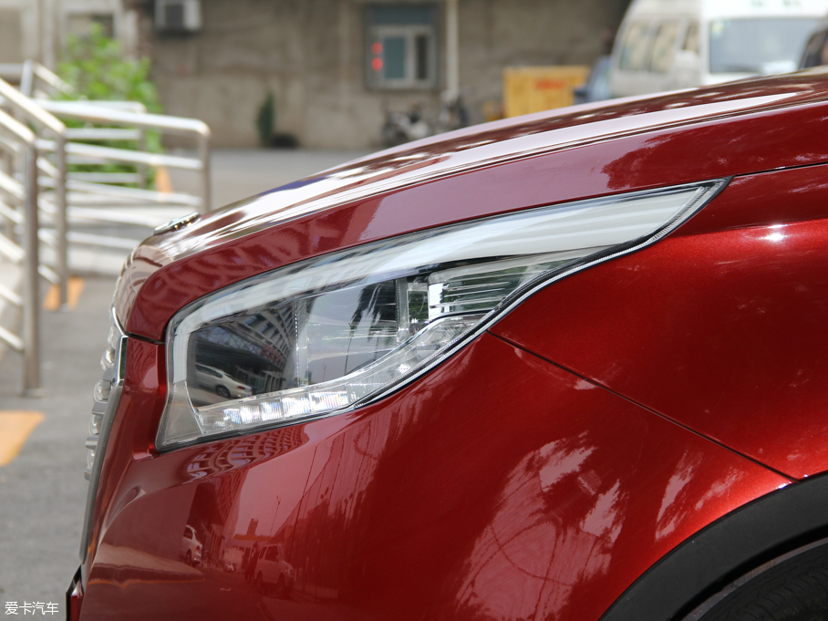 2015��ʥ�_�� 1.5T �քӺ��A�� ����