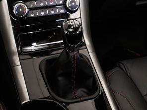 華泰汽車2015款新圣達(dá)菲