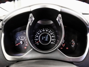 華泰汽車2015款新圣達(dá)菲