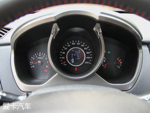 華泰汽車2015款新圣達菲