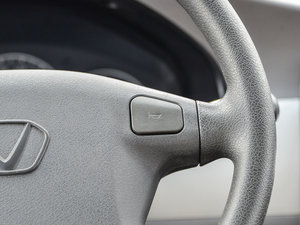2014款1.2L 舒适型 中控区