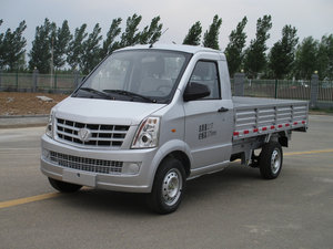 2014款1.2L 基本型 整体外观