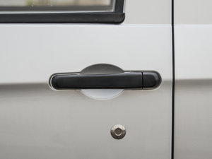 2014款1.2L 基本型 主驾门拉手