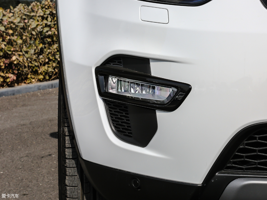 2019l(f)F(xin) 240PS SE V