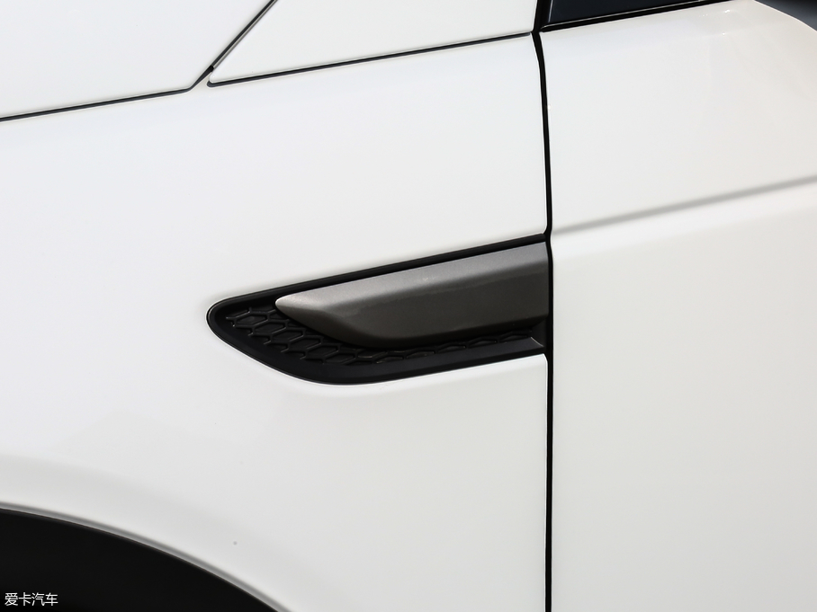 2019l(f)F(xin) 240PS SE V