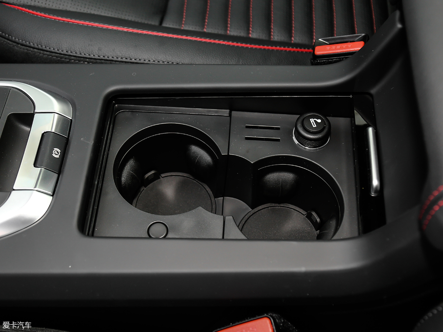 2019lF 240PS SEDynamic V