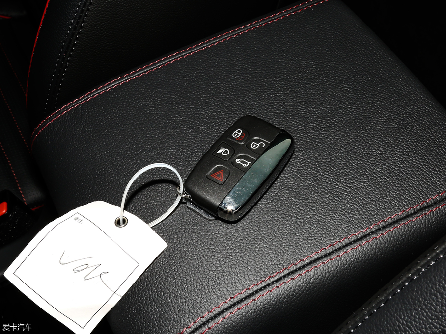 2019lF 240PS SEDynamic V