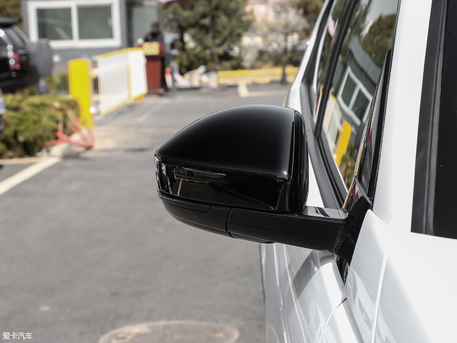 2019l(f)F(xin) 240PS PURE (gu)V