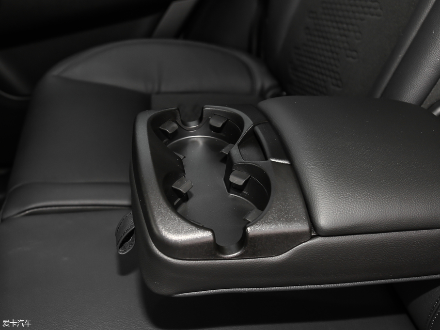 2019l(f)F(xin) 240PS PURE V