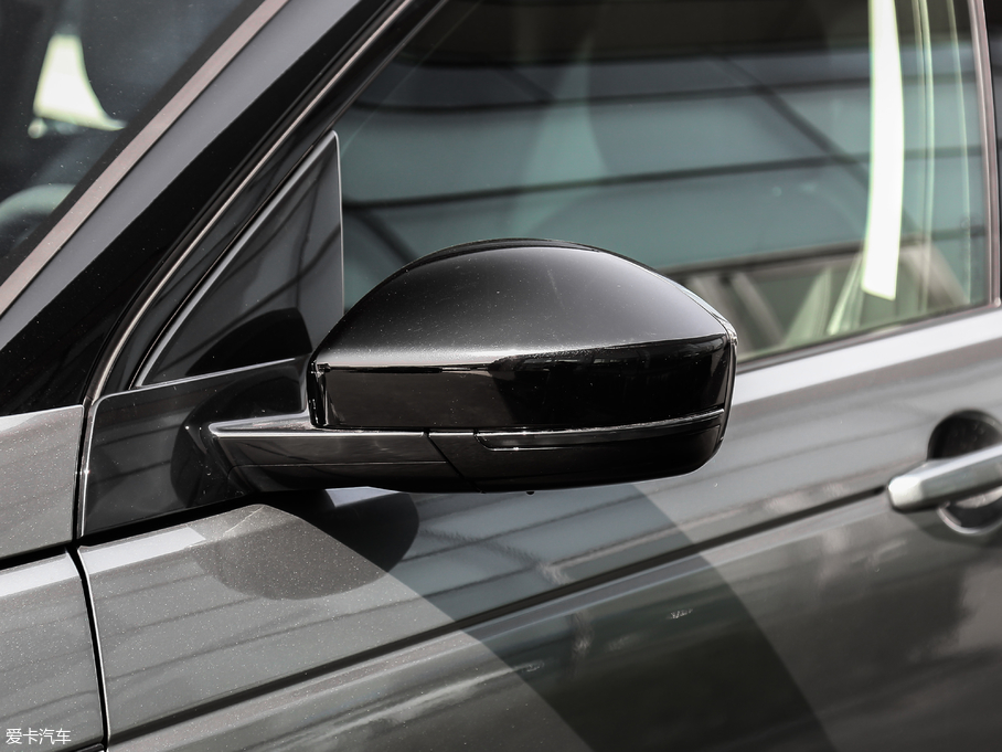 2019l(f)F(xin) 240PS HSE (gu)V