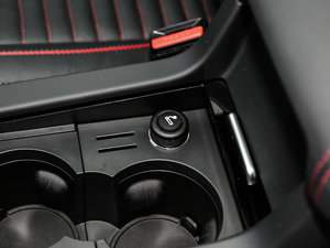 2019240PS SEDynamic V g