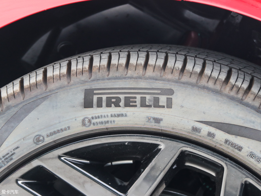 2020٘O 249PS R-DYNAMIC HSE Aư