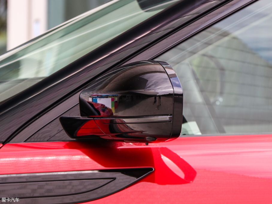 2020٘O 249PS R-DYNAMIC HSE Aư