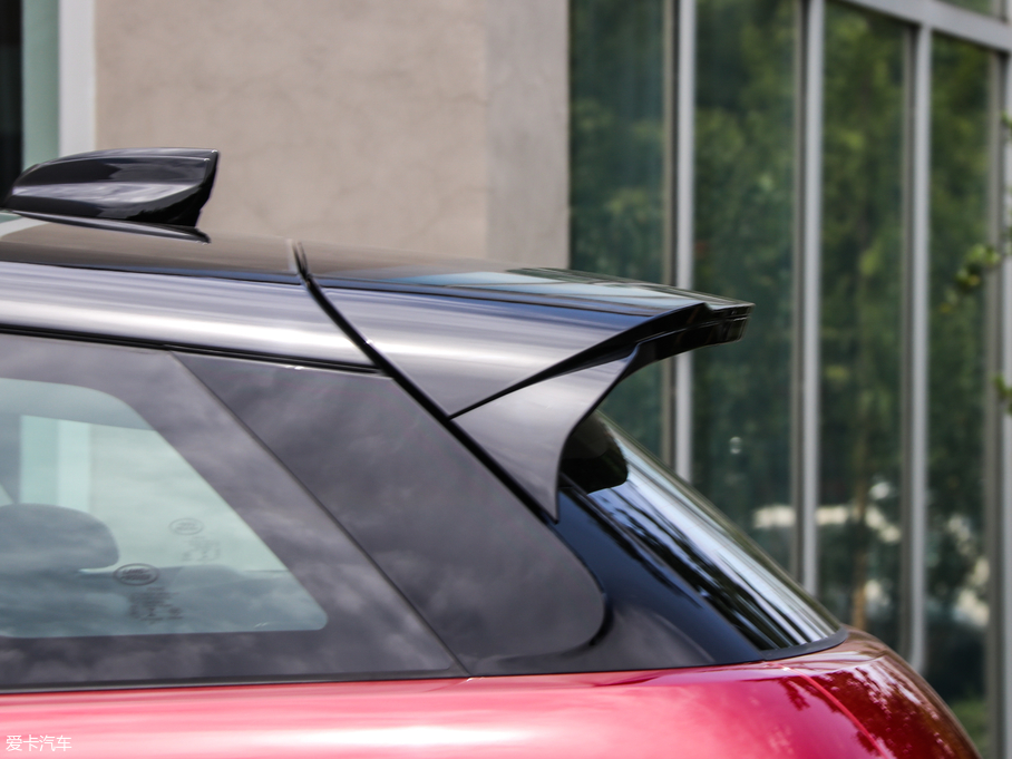 2020٘O 249PS R-DYNAMIC HSE Aư