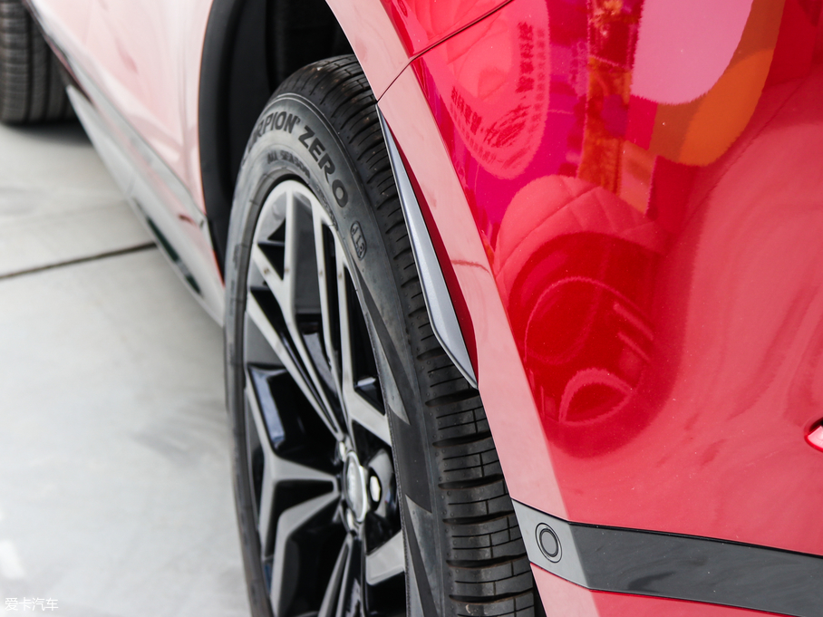 2020٘O 249PS R-DYNAMIC HSE Aư