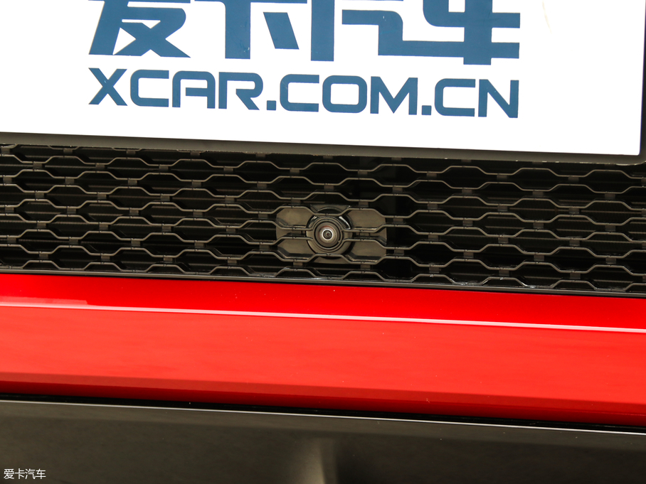 2020٘O 249PS R-DYNAMIC HSE Aư