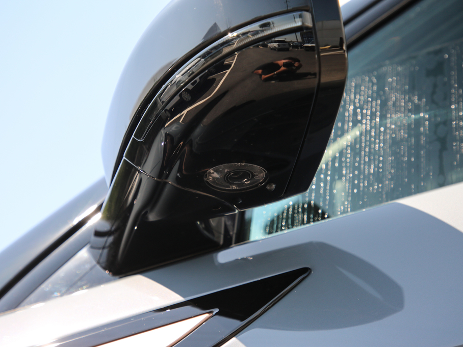 2020٘O 249PS R-DYNAMIC SE \ӿƼư