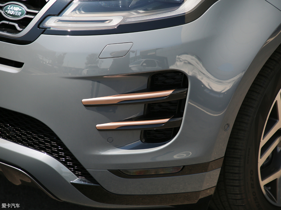 2020٘O 249PS R-DYNAMIC SE \ӿƼư