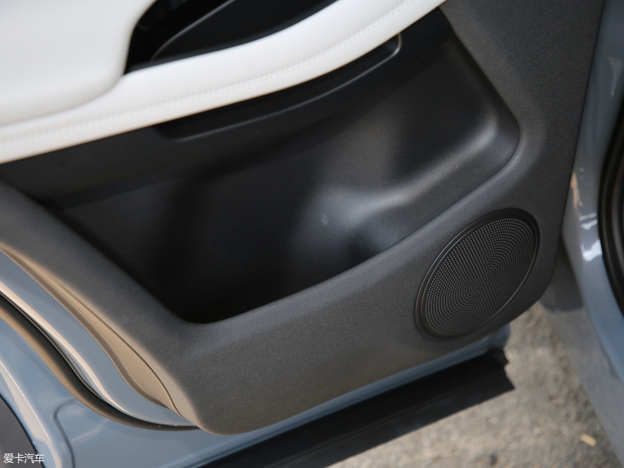 2020٘O 249PS R-DYNAMIC SE \(yn)(dng)Ƽư