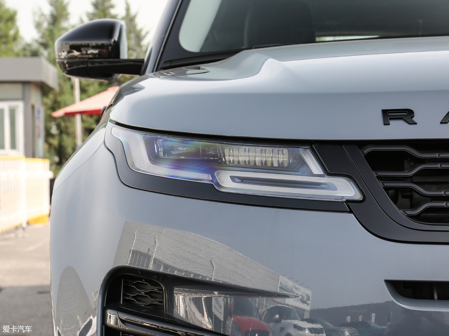 2020٘O 249PS R-DYNAMIC S \Ӱ