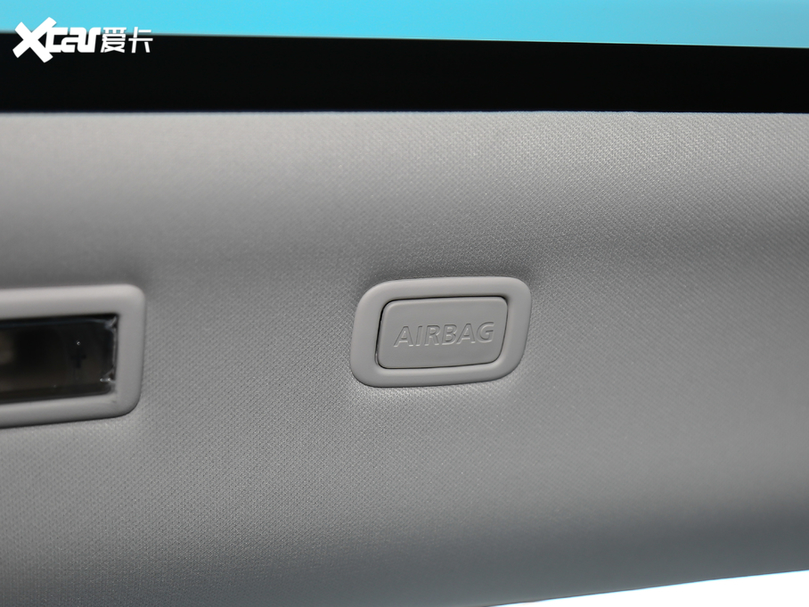 2020٘O 249PS R-DYNAMIC S װl\Ӷư