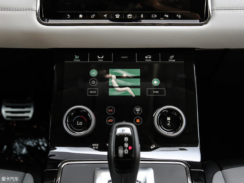 奇瑞·捷豹路虎2019款攬勝極光