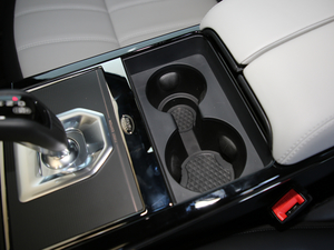 2020249PS R-DYNAMIC SE \ӿƼư g