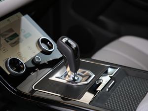 2020249PS R-DYNAMIC SE \ӿƼư QU