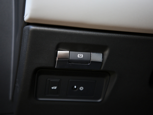 2020249PS R-DYNAMIC SE \ӿƼư v܇Ƅ