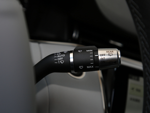 2020249PS R-DYNAMIC SE \ӿƼư п؅^(q)