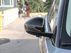 2020249PS R-DYNAMIC S \Ӱ ^