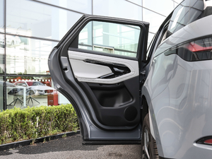 2020249PS R-DYNAMIC S \Ӱ ܇T