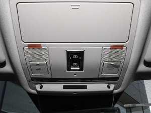 2020249PS R-DYNAMIC S \Ӱ g