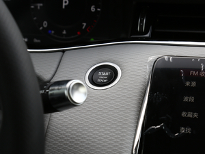 2020249PS R-DYNAMIC S \Ӱ п؅^