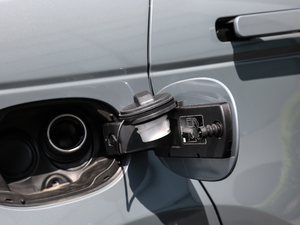 2020249PS R-DYNAMIC SE \ӿƼ ^