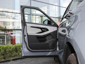 2020249PS R-DYNAMIC SE \ӿƼ {λ܇T