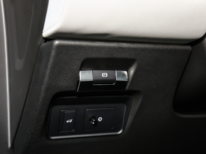 2020249PS R-DYNAMIC SE \ӿƼ v܇Ƅ