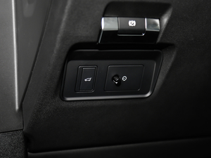 2020249PS R-DYNAMIC SE \ӿƼ п؅^(q)