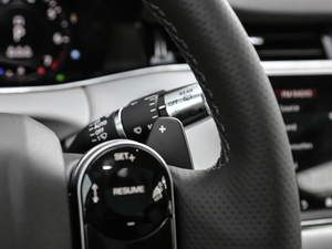 2020249PS R-DYNAMIC SE \ӿƼ п؅^(q)