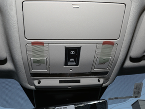 2020249PS R-DYNAMIC S װl\Ӷư g