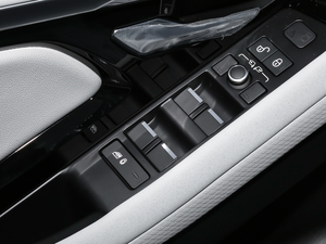 2020249PS R-DYNAMIC S װl(f)\Ӷư {܇ƅ^(q)	