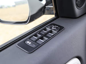 2020249PS Aư {܇ƅ^(q)	