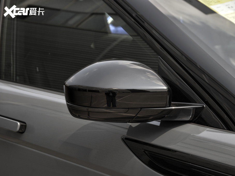 2021٘O 249PS R-DYNAMIC S ׺\Ӱ